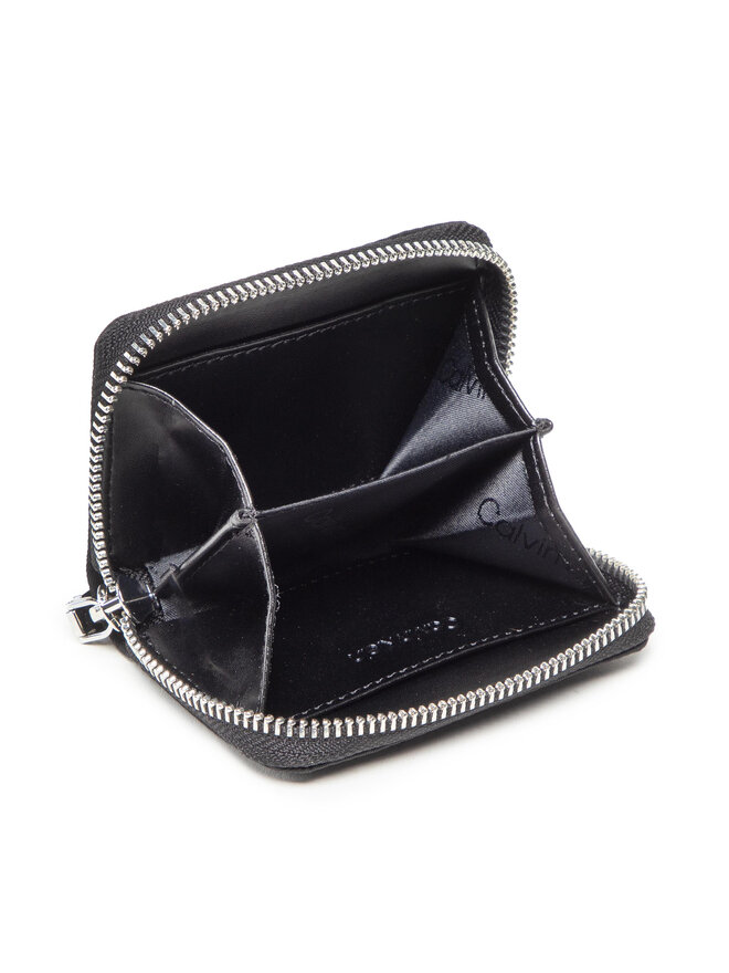 Calvin Klein Kis női pénztárca Calvin Klein Ck Essential Za Wallet Sm K60K609194 Fekete