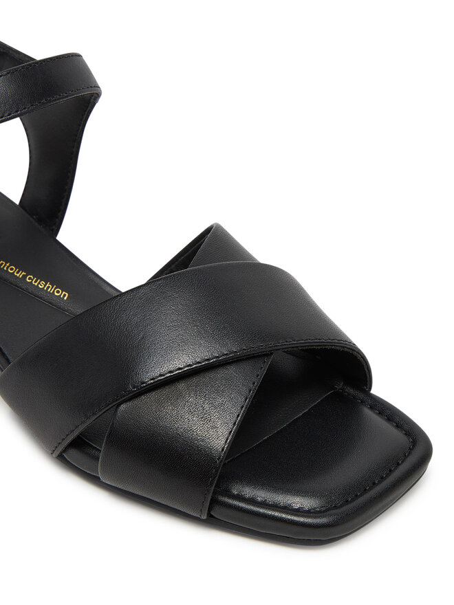 Clarks Босоніжки Clarks Serina35 Cross 26181343 Чорний