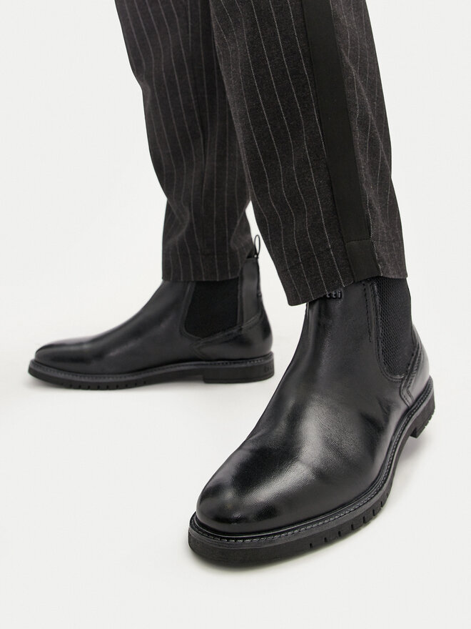 Bugatti Botines Chelsea Bugatti 335837 Negro