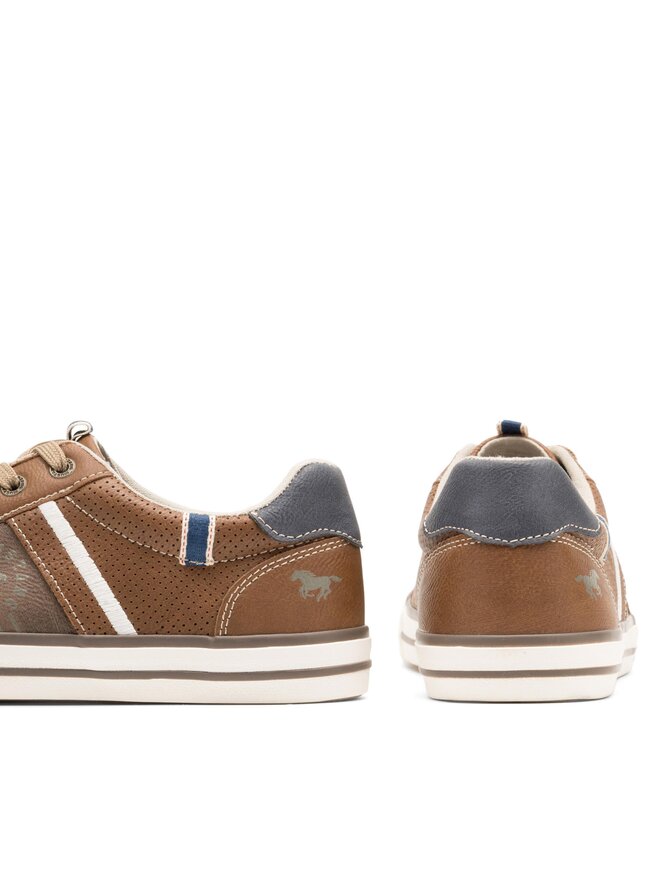 Mustang Sneakers Mustang 4072-317 Braun