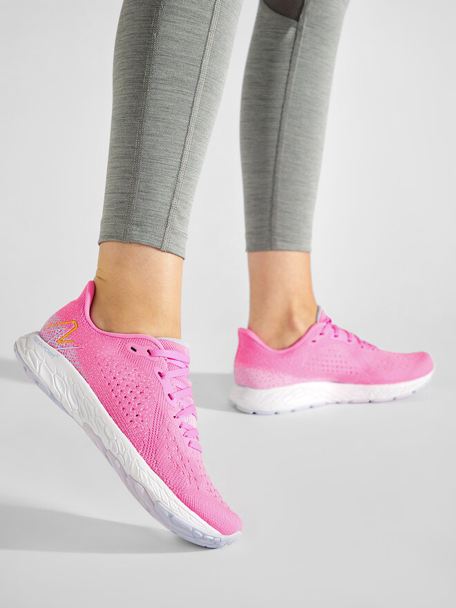 New Balance Laufschuhe New Balance Fresh Foam Tempo v2 WTMPOLL2 Rosa