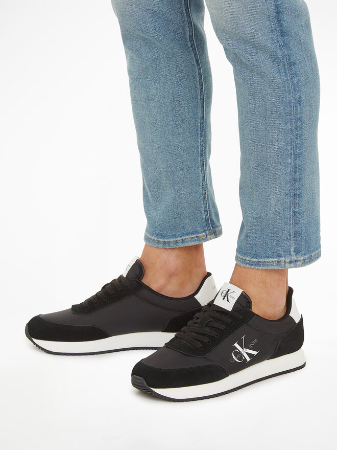 Calvin Klein Jeans Sneakersy Calvin Klein Jeans Retro Runner Su-Ny Mono YM0YM00746 Černá