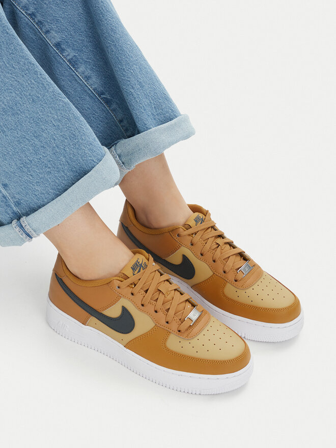 Nike Снікерcи Nike Air Force 1 (GS) CT3839 700 Коричневий