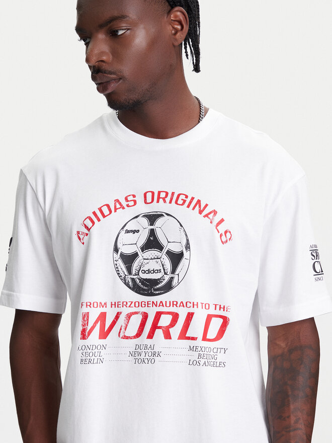 adidas adidas Футболка 90s Football Graphic JX3065 Білий Regular Fit