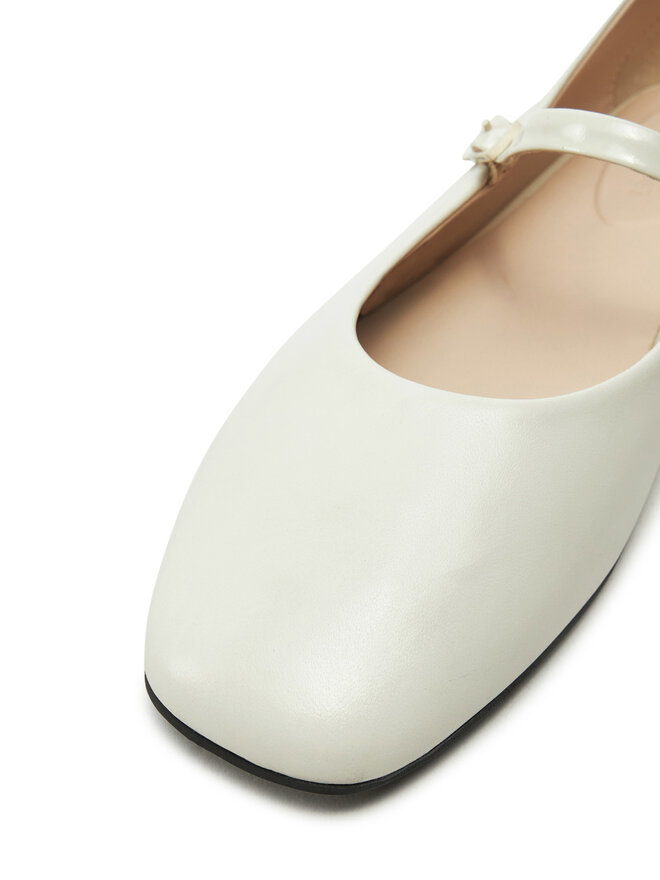 Calvin Klein Ballerinas Calvin Klein Mary Jane Ballerina - Lth HW0HW02307 Écru