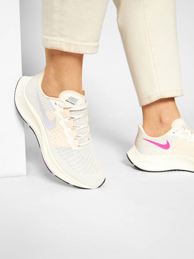Nike Laufschuhe Nike Air Zoom Pegasus 37 BQ9647 102 Beige