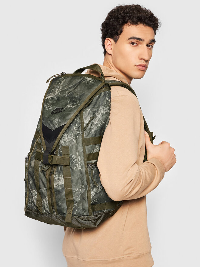 Nike Рюкзак Nike BA6377 395 Зелений