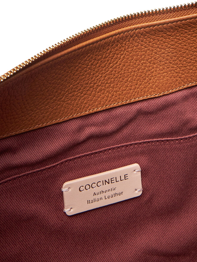 Coccinelle Сумка Coccinelle E1 SHA 13 02 01 Коричневий
