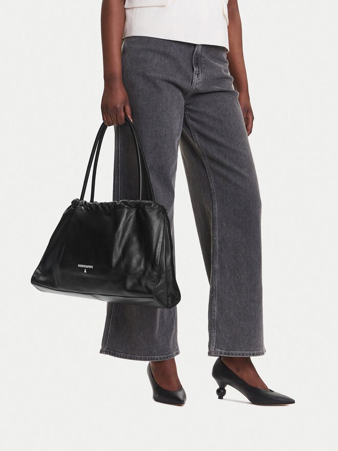 Patrizia Pepe Handtasche Patrizia Pepe 8B0250/L147 Schwarz
