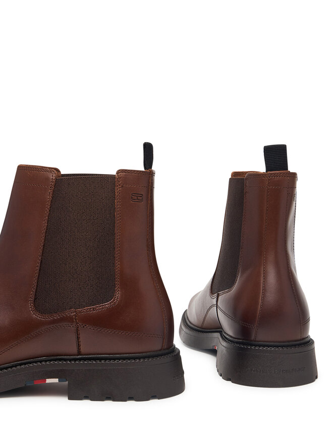 Tommy Hilfiger Klassische Stiefeletten Tommy Hilfiger Corporate Casual Lth Chelsea FM0FM05966 Braun