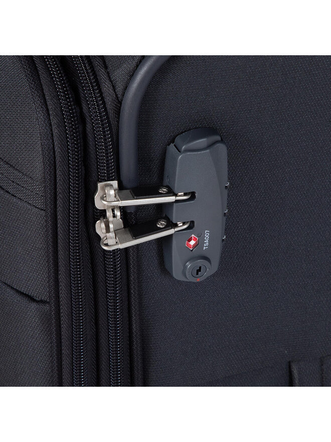 Samsonite Střední kufr Samsonite Base Boost 79201-1041-1CNU Černá