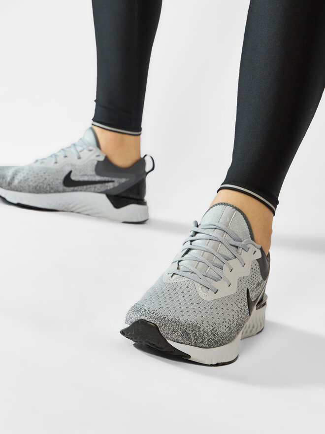Chaussures de running Nike Odyssey React A09819 003 Gris chaussures