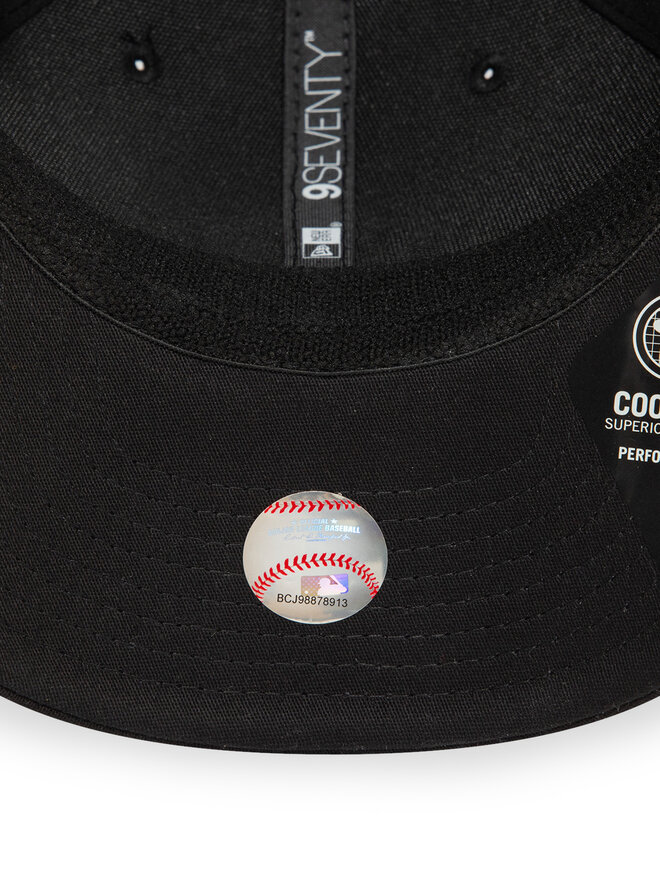 New Era Șapcă New Era New York Yankees Monochrome 9Seventy 60595455 Negru