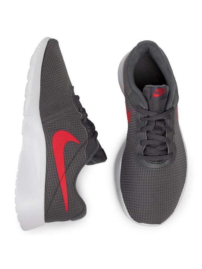 Sneakers Nike Tanjun GS 818381 020 Grau eschuhe