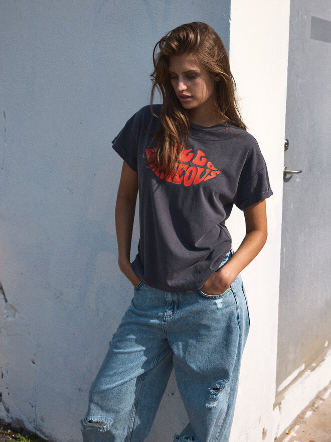 Noisy May Noisy May T-shirt 27030135 Siva Regular Fit