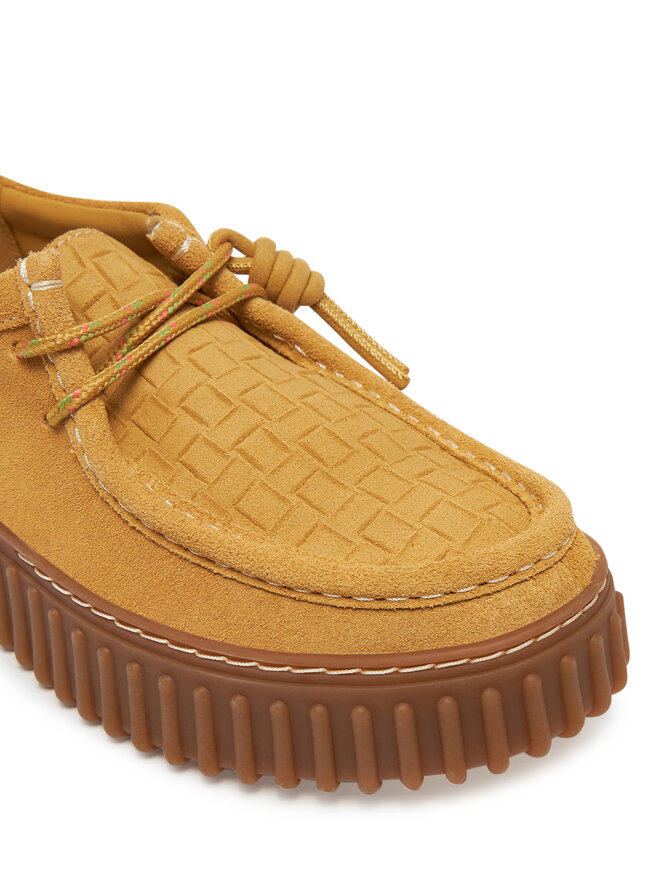 Clarks Pusbačiai Clarks Torhill Bee 26181188 Auksinė