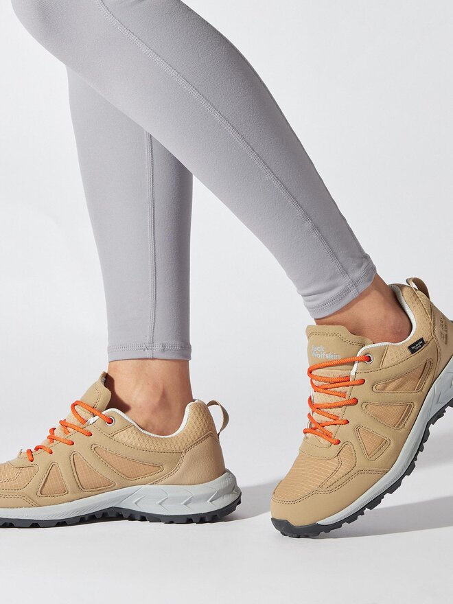 Jack Wolfskin Trekking čevlji Jack Wolfskin Woodland 2 Texapore Low W 4051341 Bež