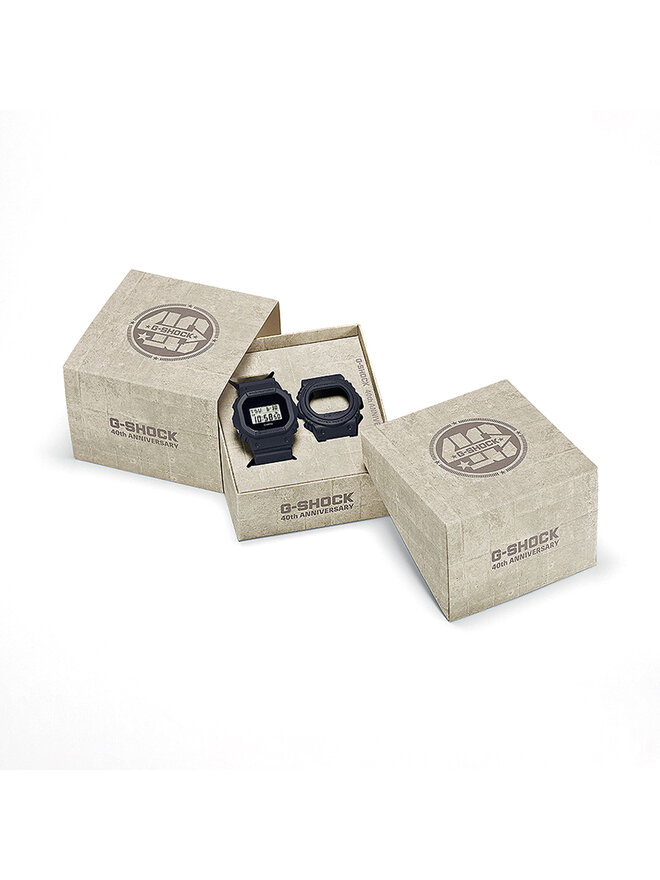 G-Shock Ročna ura G-Shock 40th Anniversary Remaster Black Series DWE-5657RE-1ER Črna