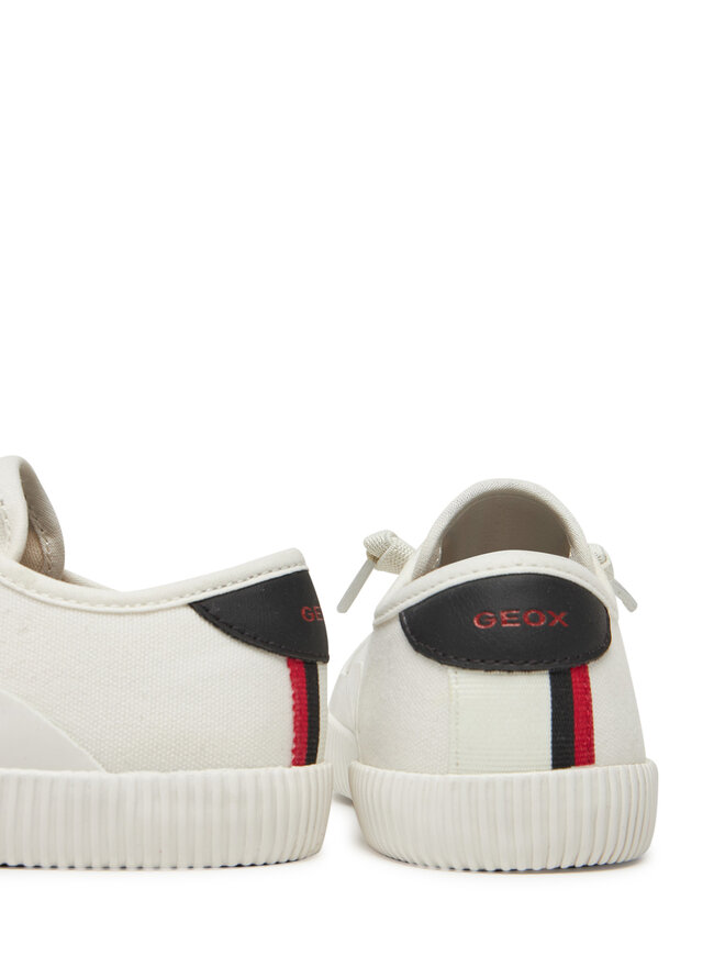 Geox Sneakers aus Stoff Geox J Tippeste J55N3A 1054 C0050 S Weiß