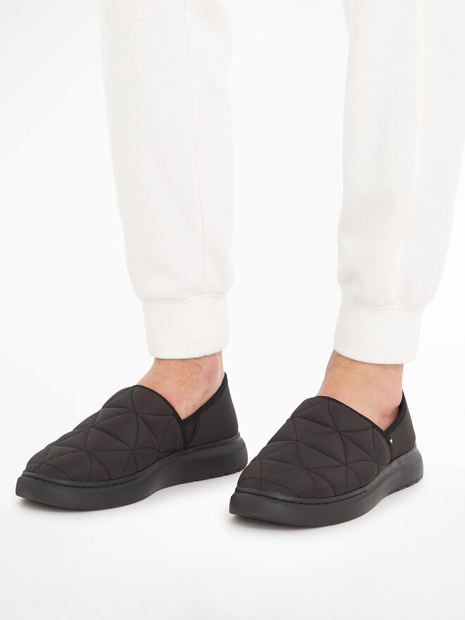 Tommy Hilfiger Pantofole Tommy Hilfiger Hilfiger Warm Hybrid Homeslipper FM0FM04772 Nero