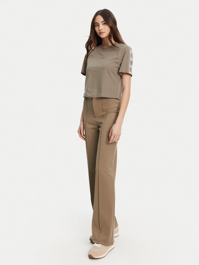 Guess Guess Majica V3RI08 I3Z14 Rjava Regular Fit