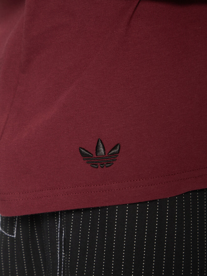 adidas adidas Marškinėliai Neuclassics JC9934 Raudona Regular Fit