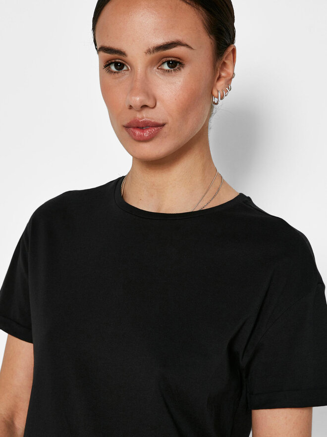 Noisy May Noisy May T-Shirt Brandy 27010978 Schwarz Relaxed Fit