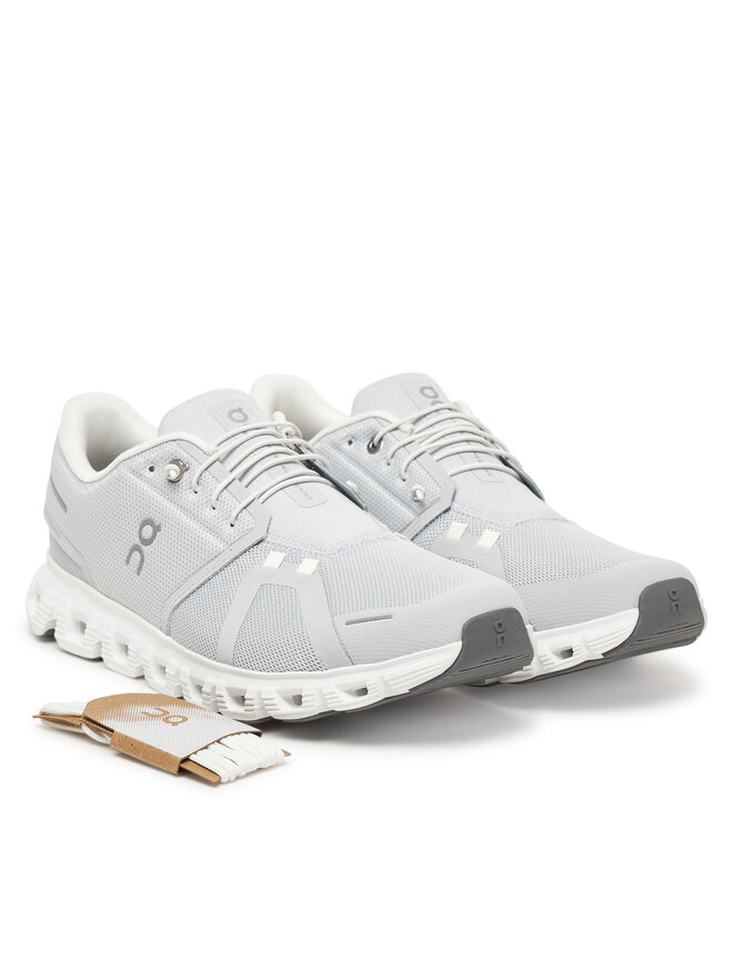 On Sneakers On Cloud 6 3MF10070070 Bianco