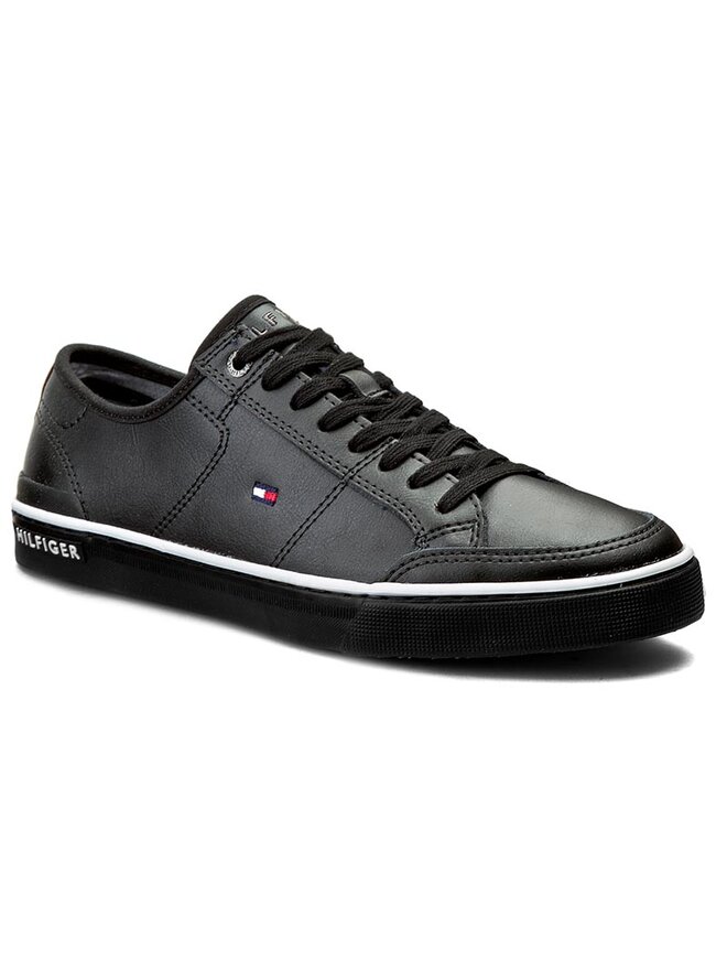 Tommy Hilfiger Laisvalaikio batai Tommy Hilfiger Harrington 2A FM56821580 Juoda