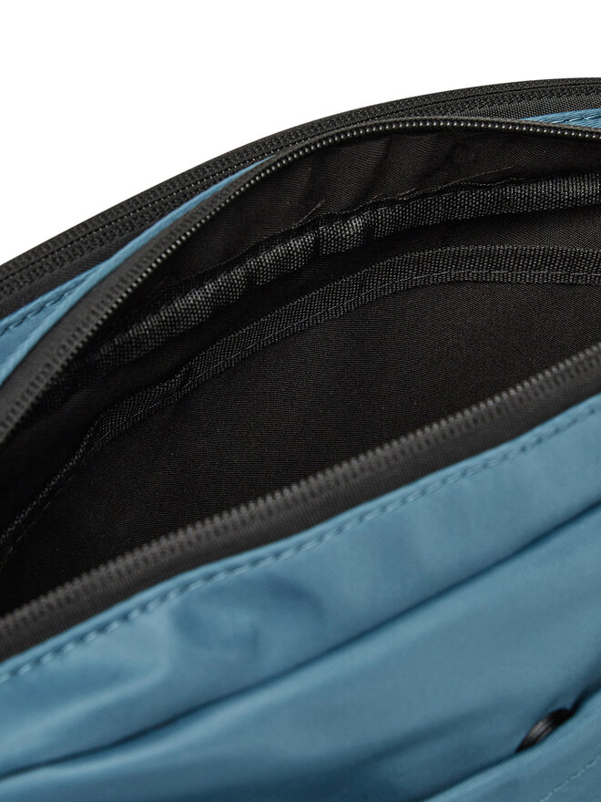 Quiksilver Плоска сумка Quiksilver QUIC-M-005-07 Голубий
