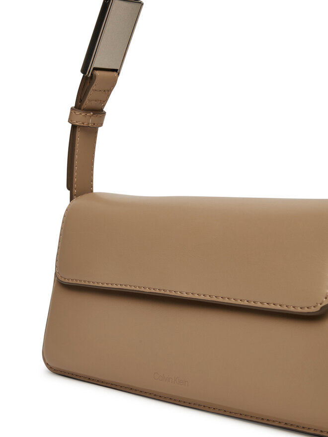 Calvin Klein Jeans Дамска чанта Calvin Klein Jeans Belted Small Shoulder Bag LV04K3110G Бежов