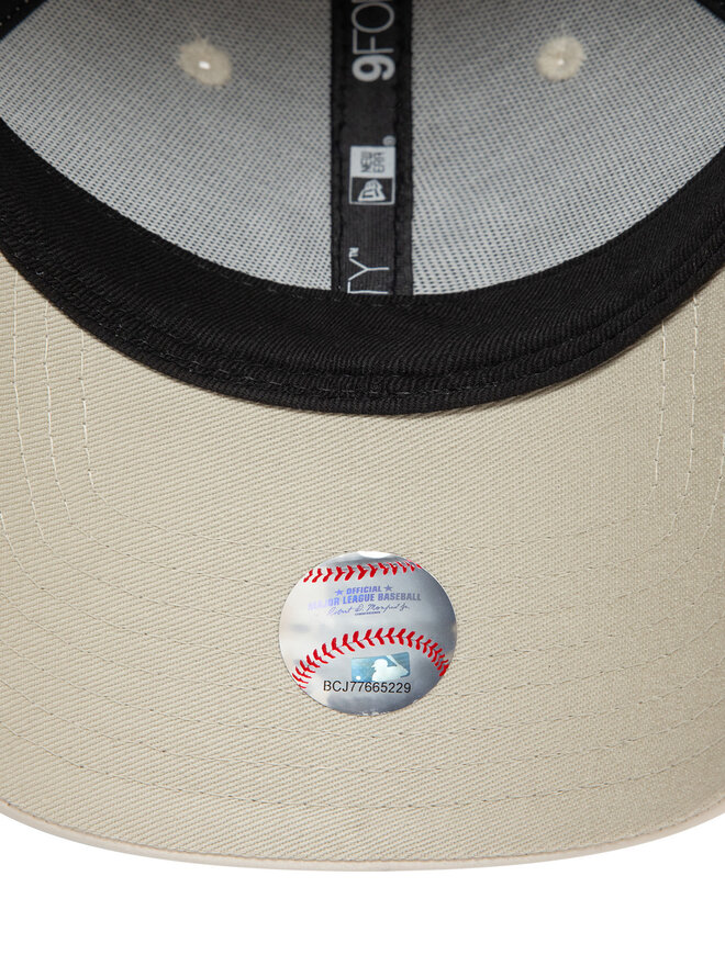 New Era Șapcă New Era New York Yankees Crinkled Pu 9Forty 60595393 Écru