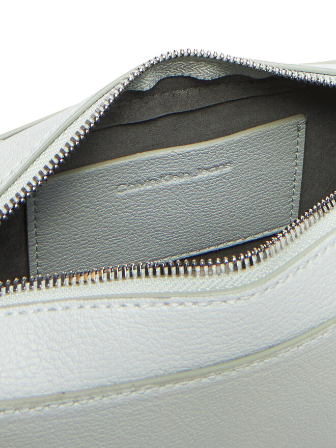Calvin Klein Jeans Сумка Calvin Klein Jeans Minimal Monogram Camera Bag 20 LV04K3162G Сірий