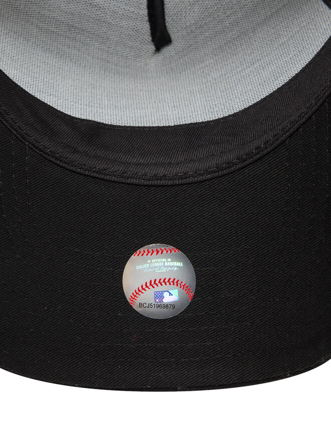 New Era Cappellino New Era Metallic Patch Eframe New York Yankees 60595208 Nero