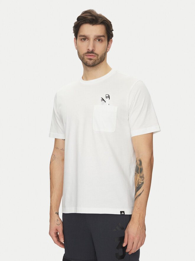adidas adidas T-Shirt Lounge Slides Graphic Pocket JC5282 Weiß Regular Fit