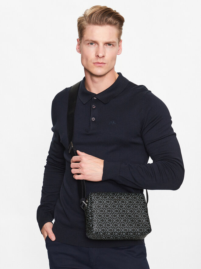 Umhangetasche Calvin Klein Ck Must Mono Camera Bag K50K509232 Schwarz eschuhe