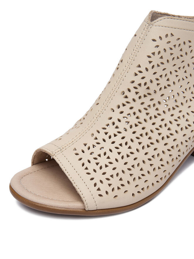 Remonte Sandalen Remonte CEO-R8777-60 Beige