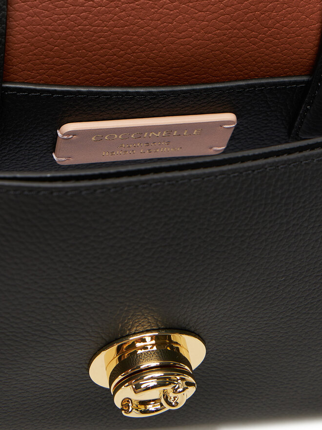 Coccinelle Handtasche Coccinelle TOA Coccinellenikla E1 TOA 18 02 Schwarz