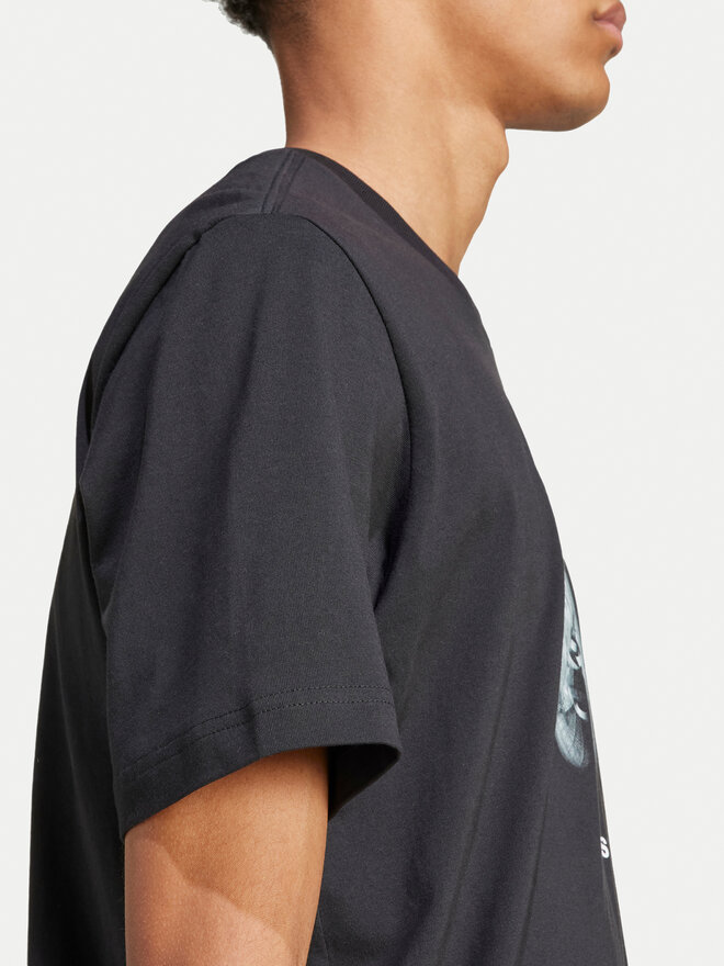 adidas adidas Marškinėliai Supply Street IY3431 Juoda Regular Fit