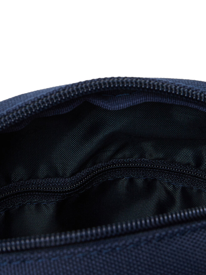 Reebok Geantă crossover Reebok RBK-010-CCC-06 Bleumarin