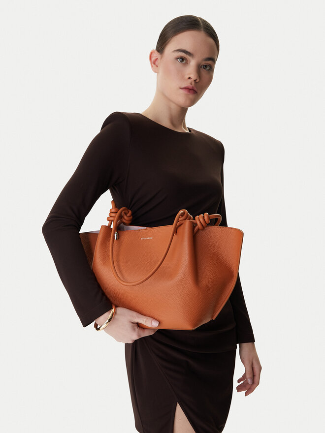 Coccinelle Handtasche Coccinelle U07 Coccinellefinn E1 U07 11 02 01 Braun