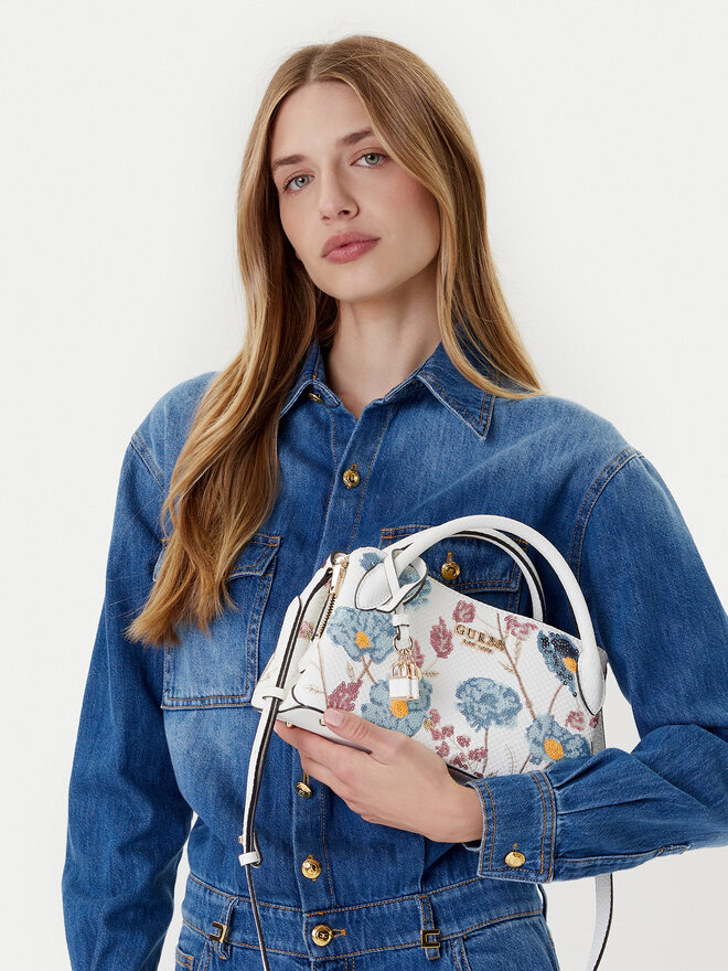Guess Táska Guess Zaria HWKF73 30050 Fehér