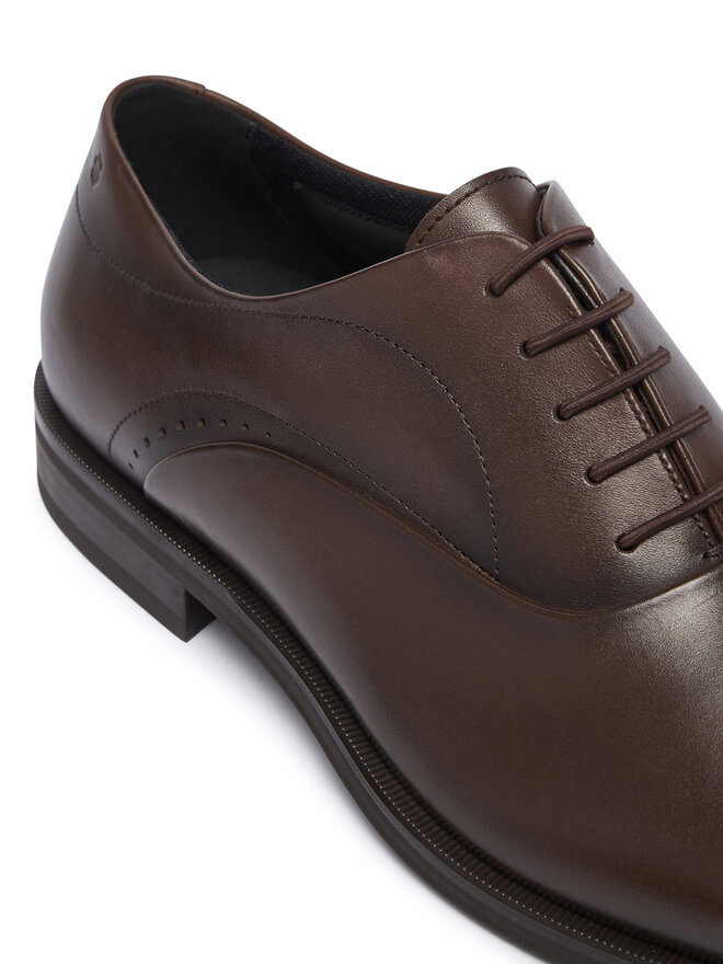 BOSS Halbschuhe BOSS Derrek 50562399 Dunkelbraun