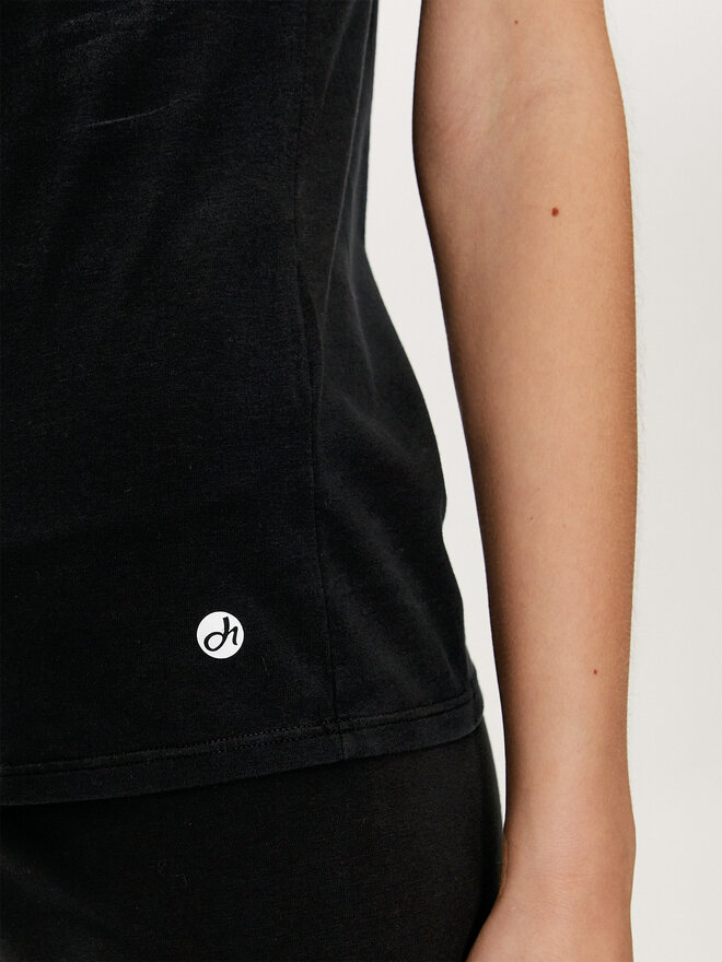 Deha Deha Camiseta A00150 Negro Regular Fit