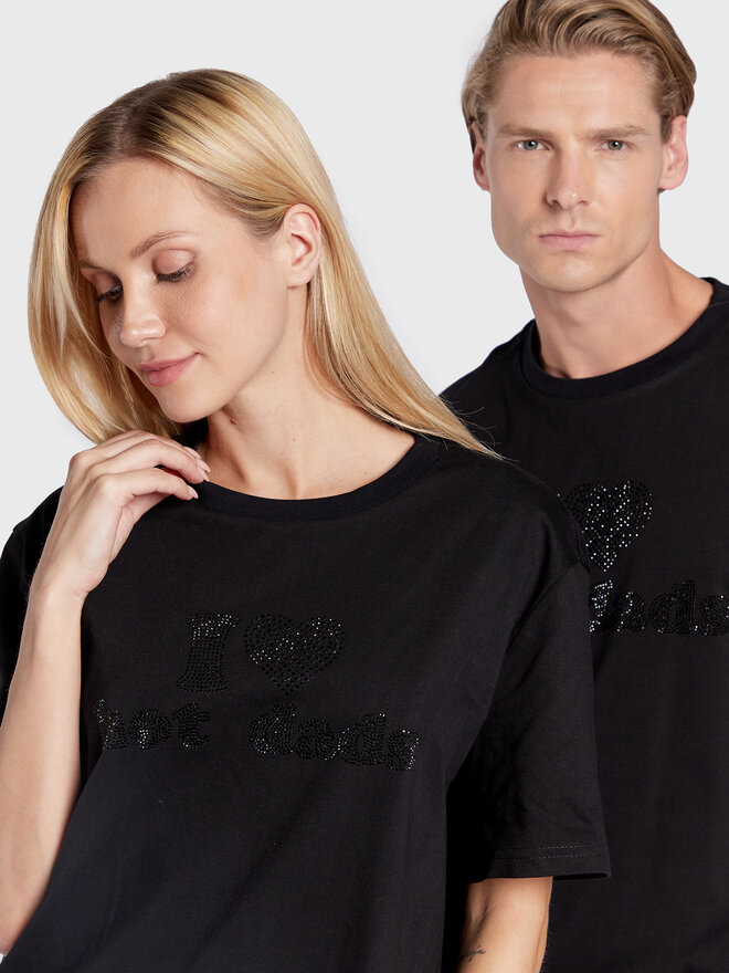 2005 2005 Camiseta Unisex Hot Dads Negro Regular Fit