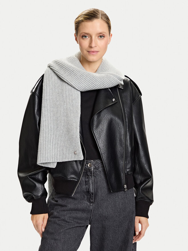 Calvin Klein Šal Calvin Klein Ck Metal Wool Rib Scarf LV04D8056G Siva