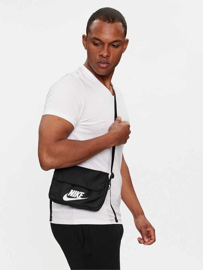Nike Geantă crossover Nike CW9300 010 Negru