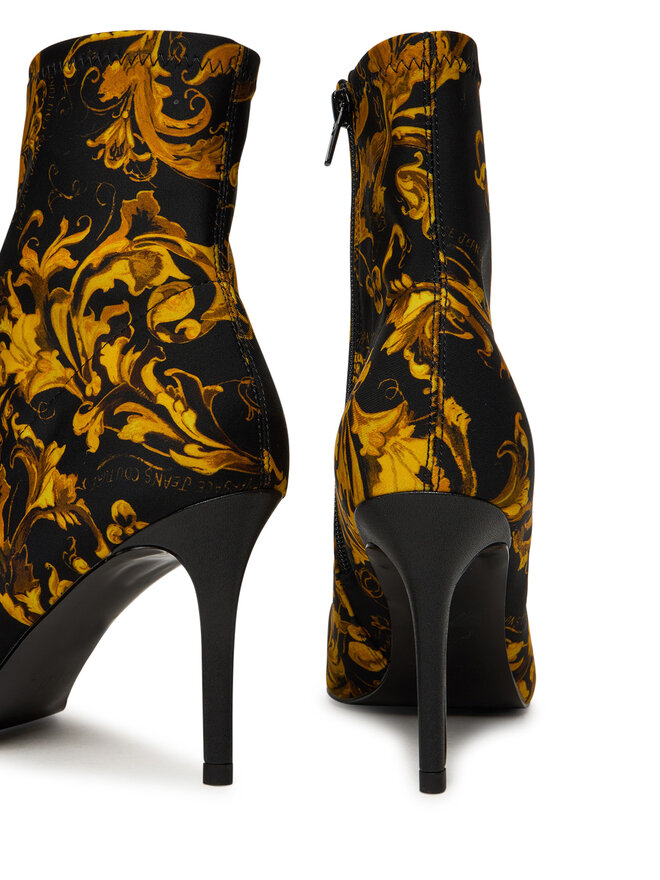 Versace Jeans Couture Μποτάκια Versace Jeans Couture 79VA3S51 Μαύρο