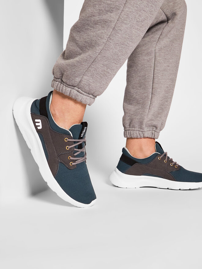 Etnies plus deals