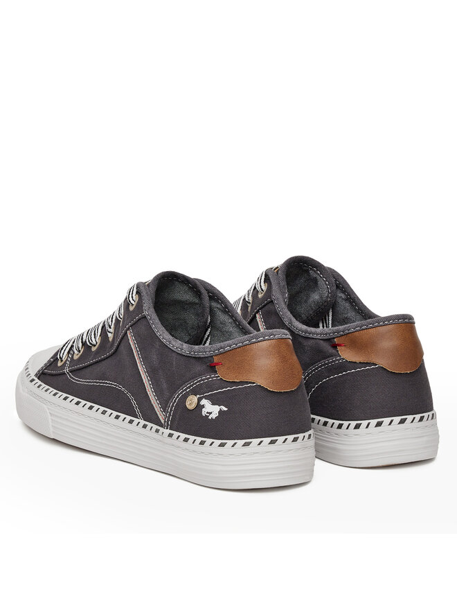Mustang Scarpe da ginnastica Mustang 1376-303 Nero
